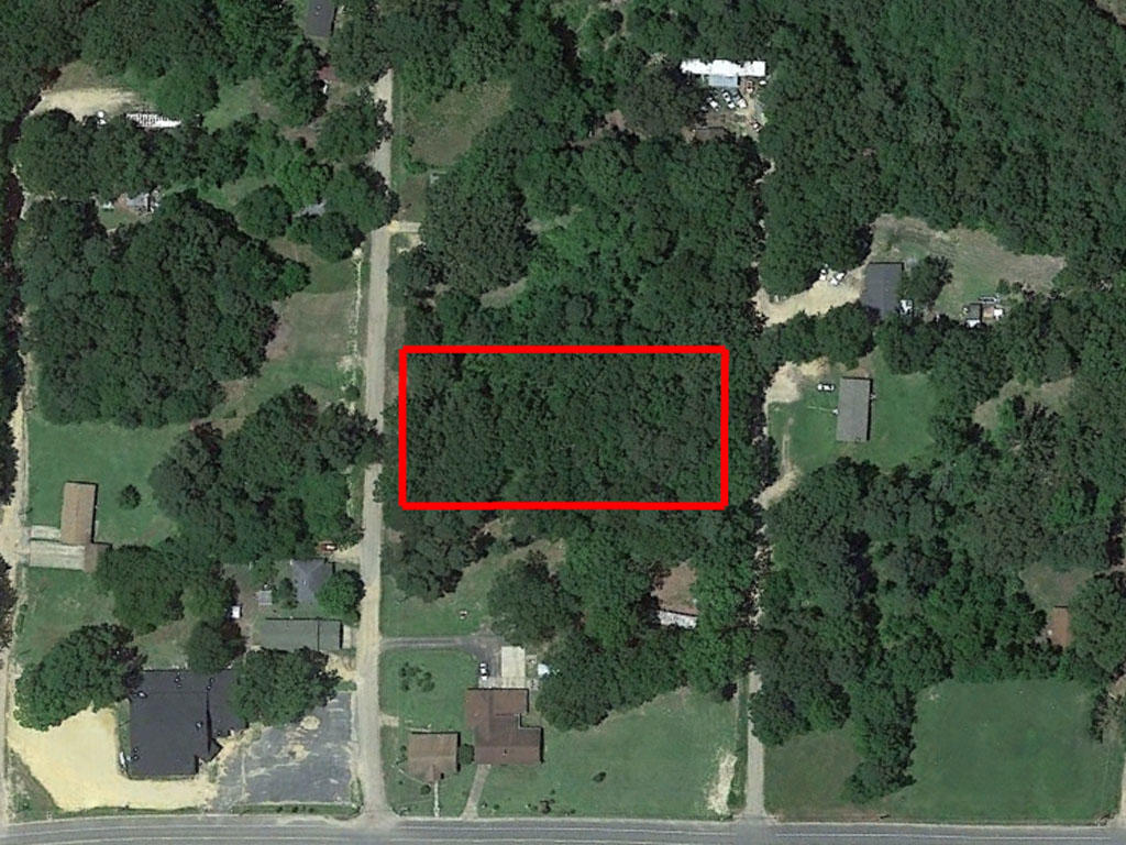 gorgeous-1-acre-lot-near-historic-city-landcentral