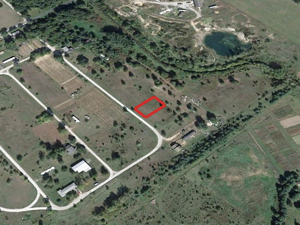 Indiana Quarter Acre Near Lakes and Rivers LandCentral