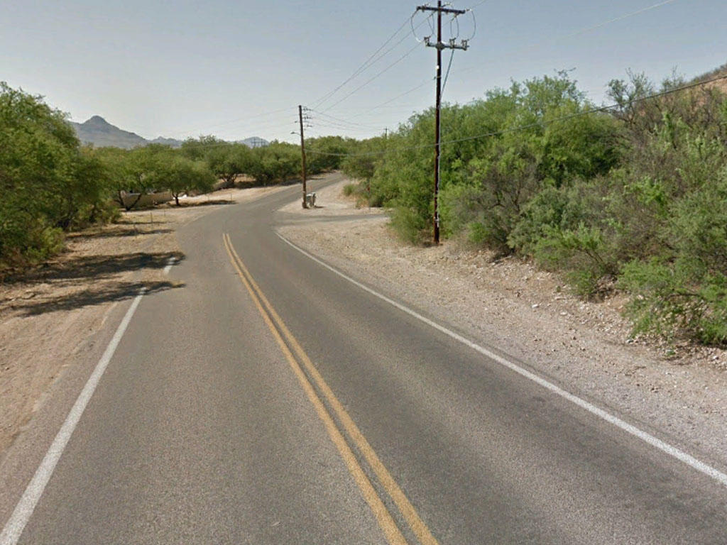 Over Half an Acre on the Southern Arizona/Mexico Border - Image 4