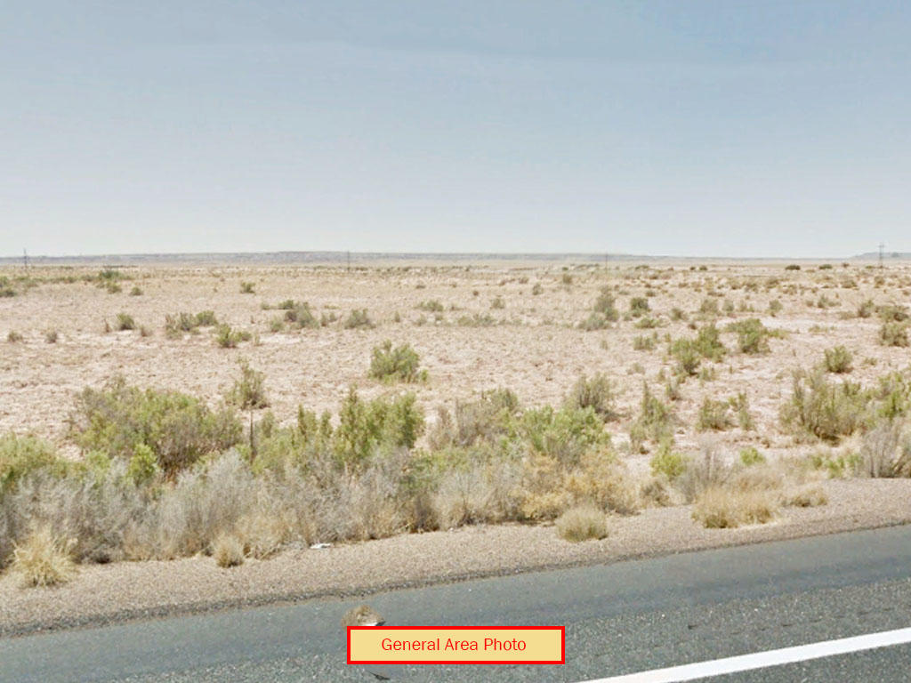 Large 1 Acre in Beautiful Painted Desert - Image 3