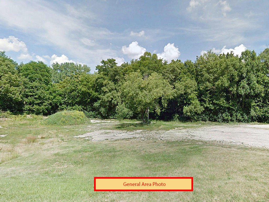 Over an acre treed lot in Chillicothe - Image 3