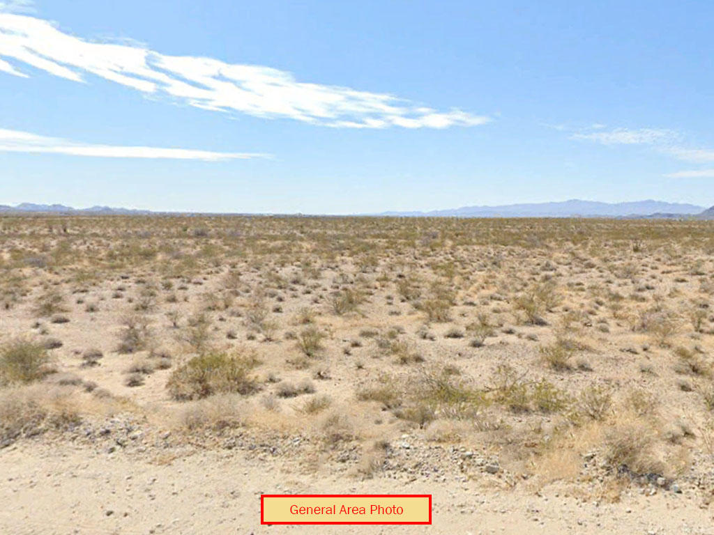 Find your Homebase with Acreage in Mohave County - Image 0
