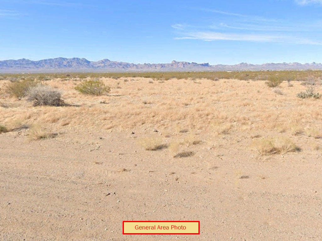 Private one and a quarter acre lot in Arizona - Image 3