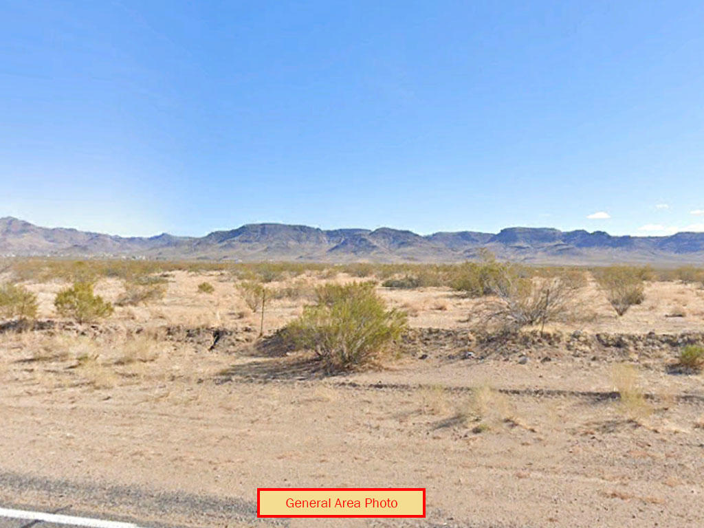 Private one and a quarter acre lot in Arizona - Image 0