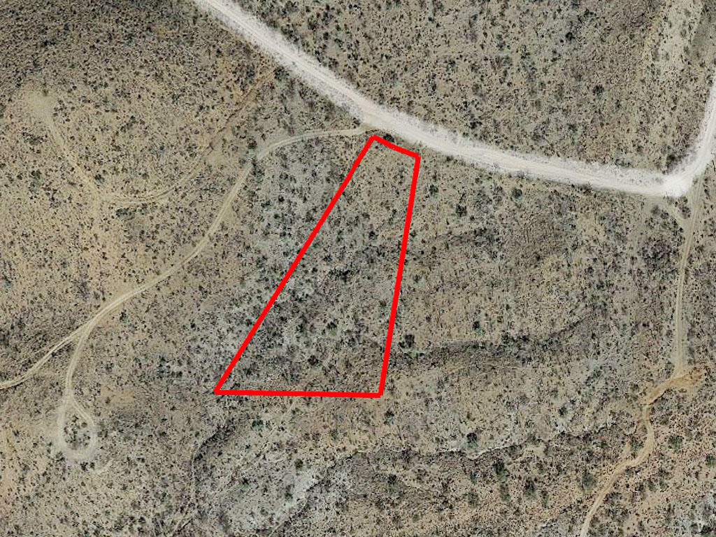 Over an acre and a half in a beautifully secluded area of Tucson, AZ - Image 1