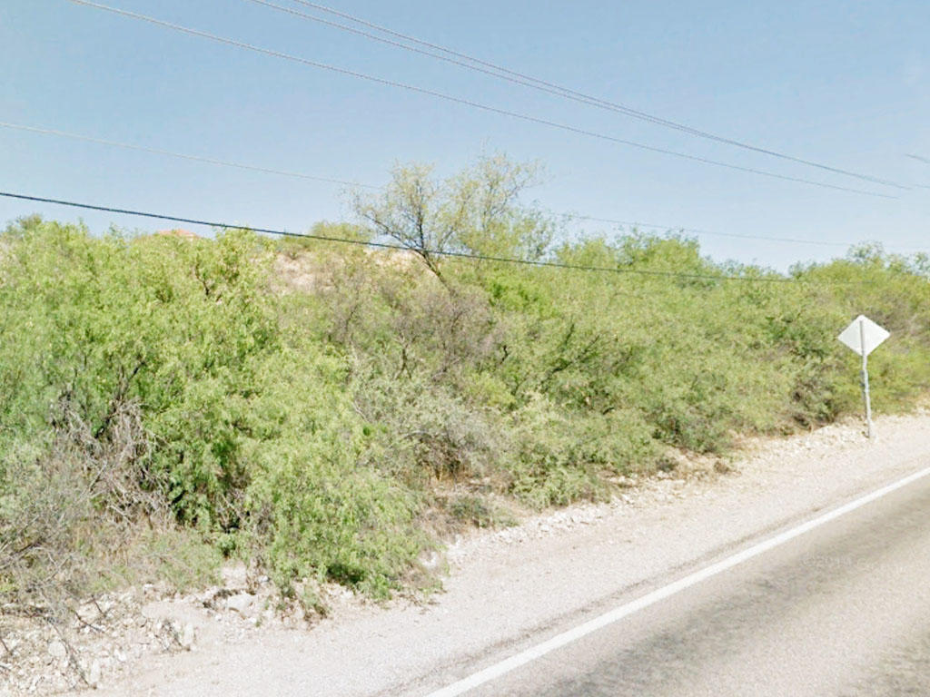 Over Half an Acre on the Southern Arizona/Mexico Border - Image 0