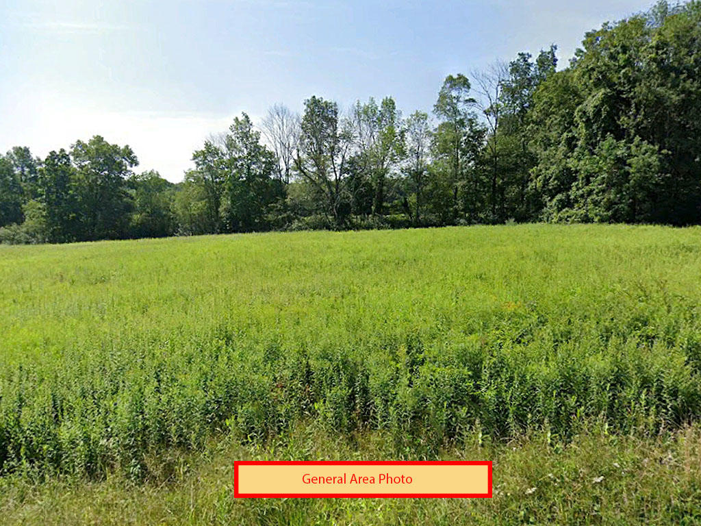 Ideal Vacation Lot in Serene Hickory Hills - Image 0