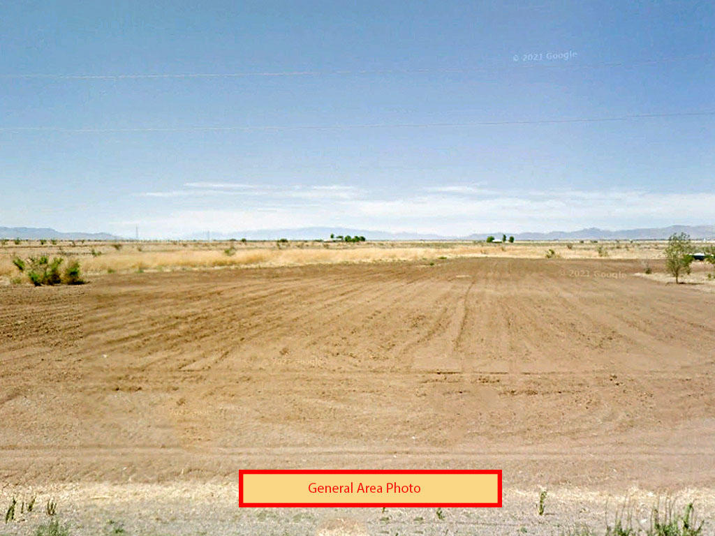 Property With Wide Open Spaces - Image 0