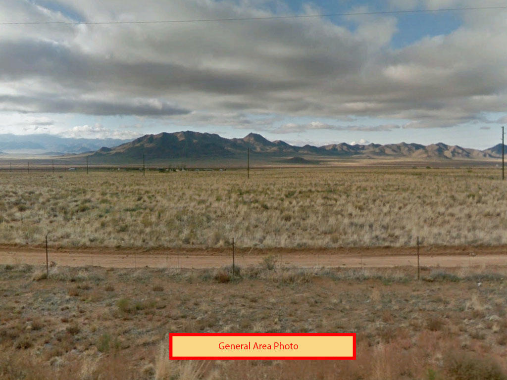 Beautiful, ready to build property next to the historic Route 66 - Image 0