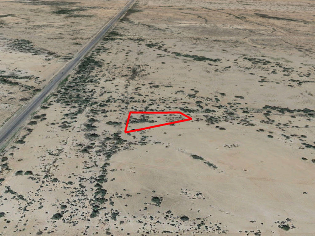 Almost ¾ an acre in the beautiful Arizona desert close to the city - Image 2