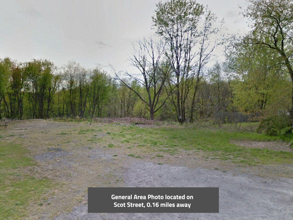 Large property in the beautiful electric city area of Pennsylvania. - Image 3