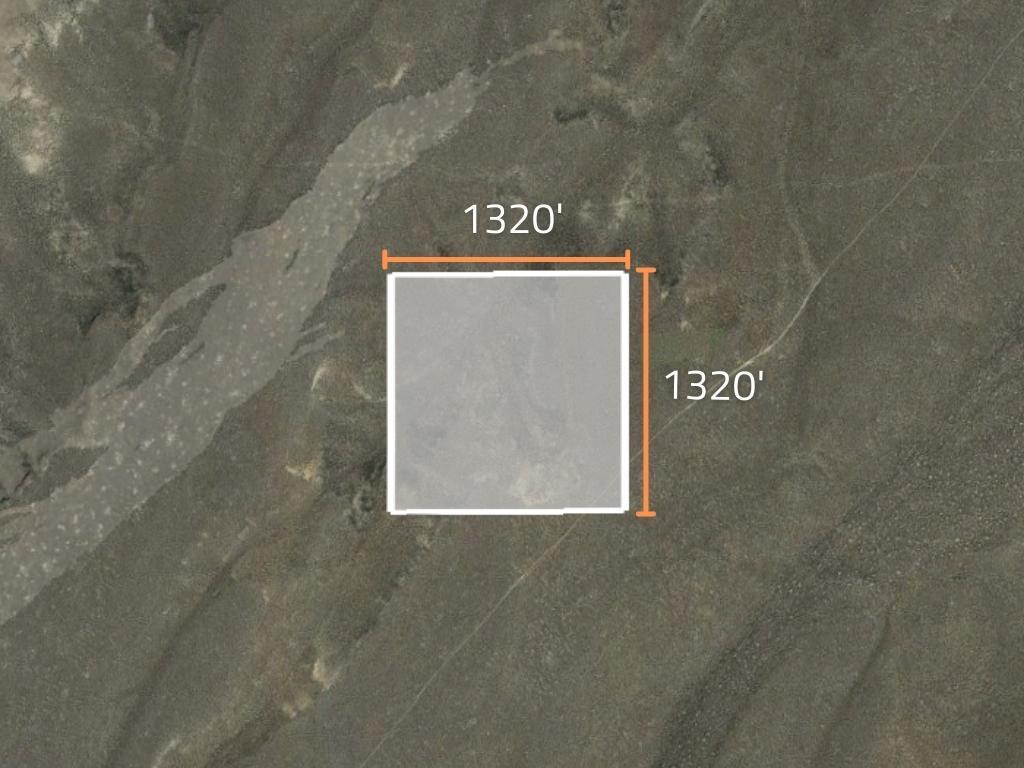 40 acres of vast beauty in Oregon just north of the Nevada border. - Image 1