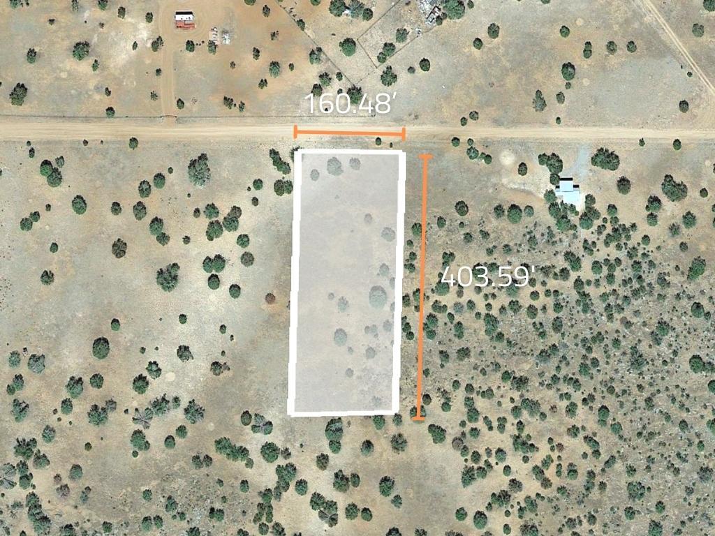 Large lot in beautiful desert solitude close to town - Image 1