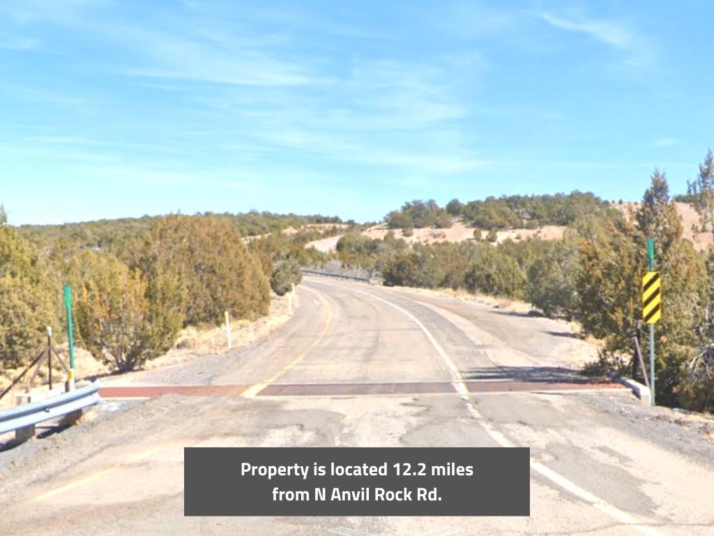 Large lot in beautiful desert solitude close to town - Image 4