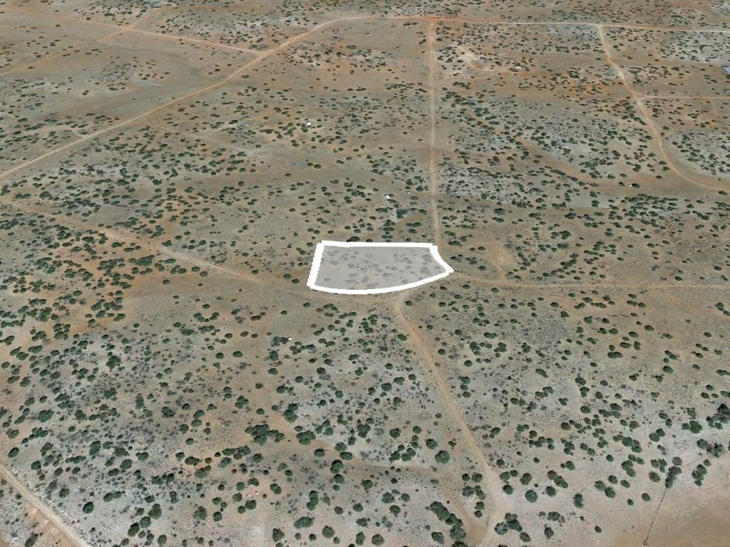 More than an acre and a half on a corner lot in the beautiful desert - Image 2
