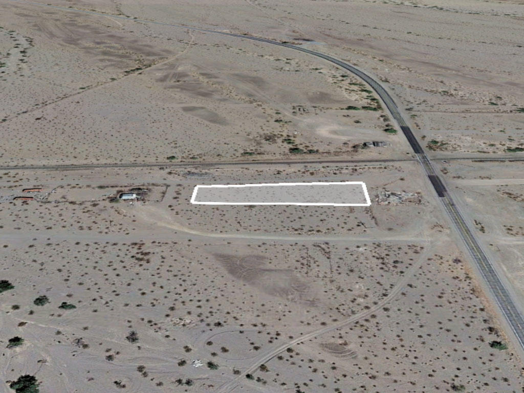 Over an acre in the California desert close to the river - Image 2