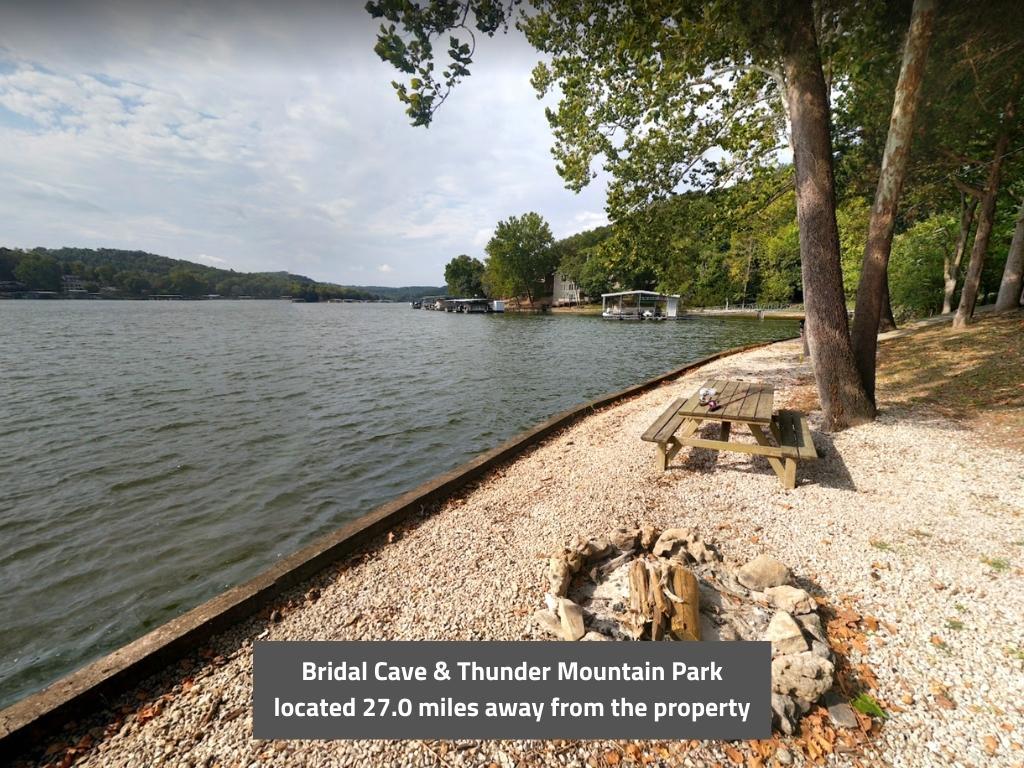 Over 10,000 square foot lot close to the lake - Image 5