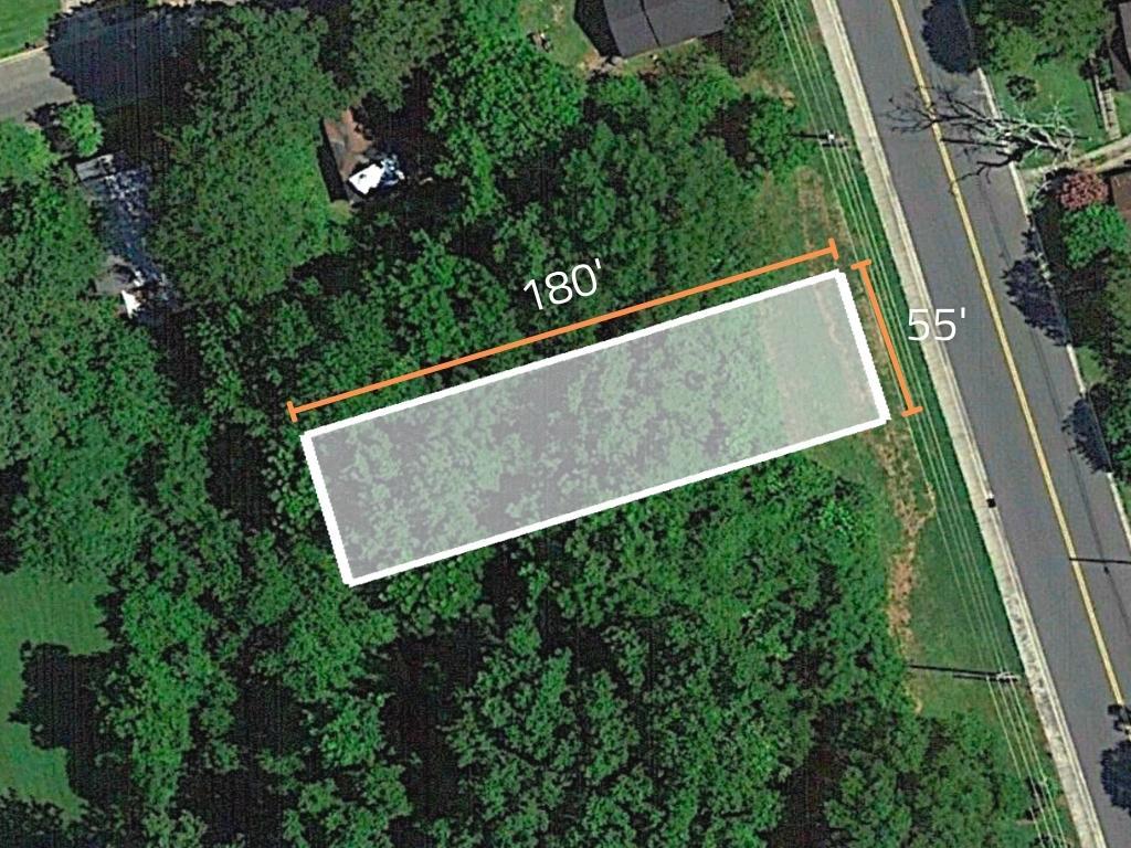 Nice sized lot in a very well maintained neighborhood - Image 1