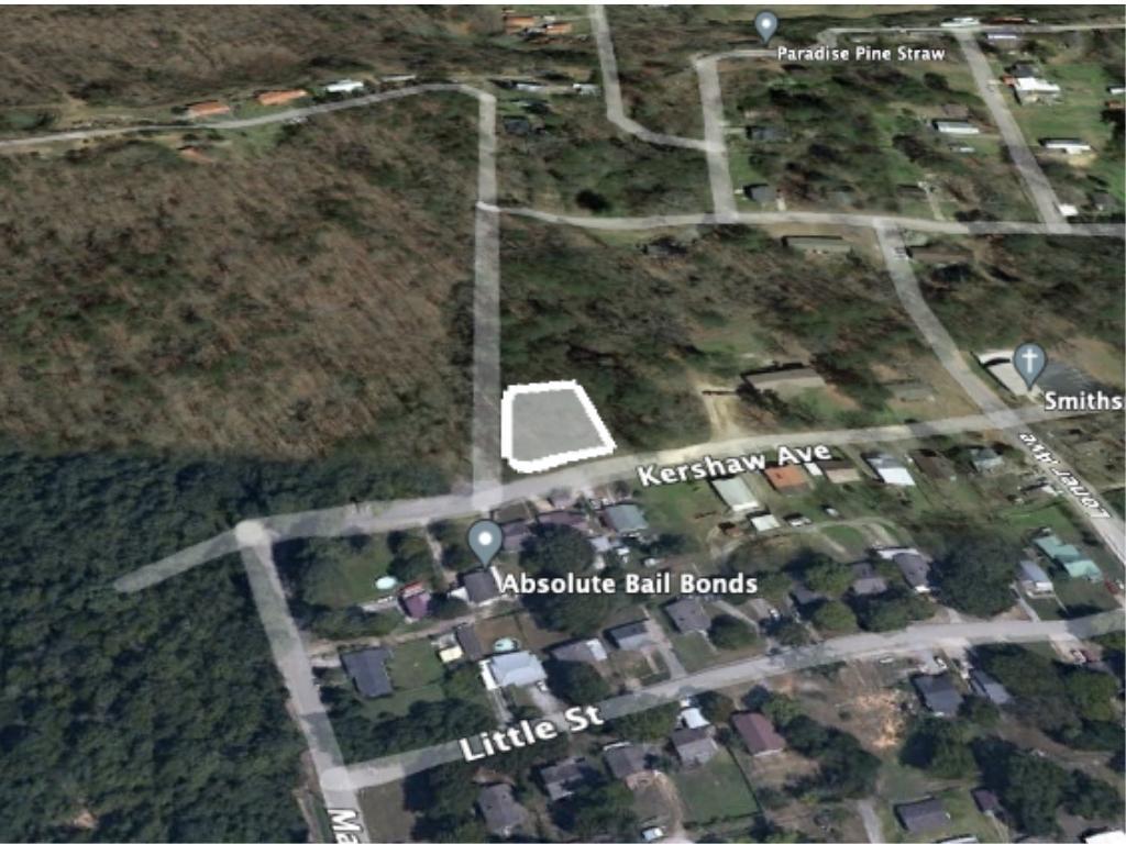 Over a quarter of an acre on a perfect corner lot - Image 2