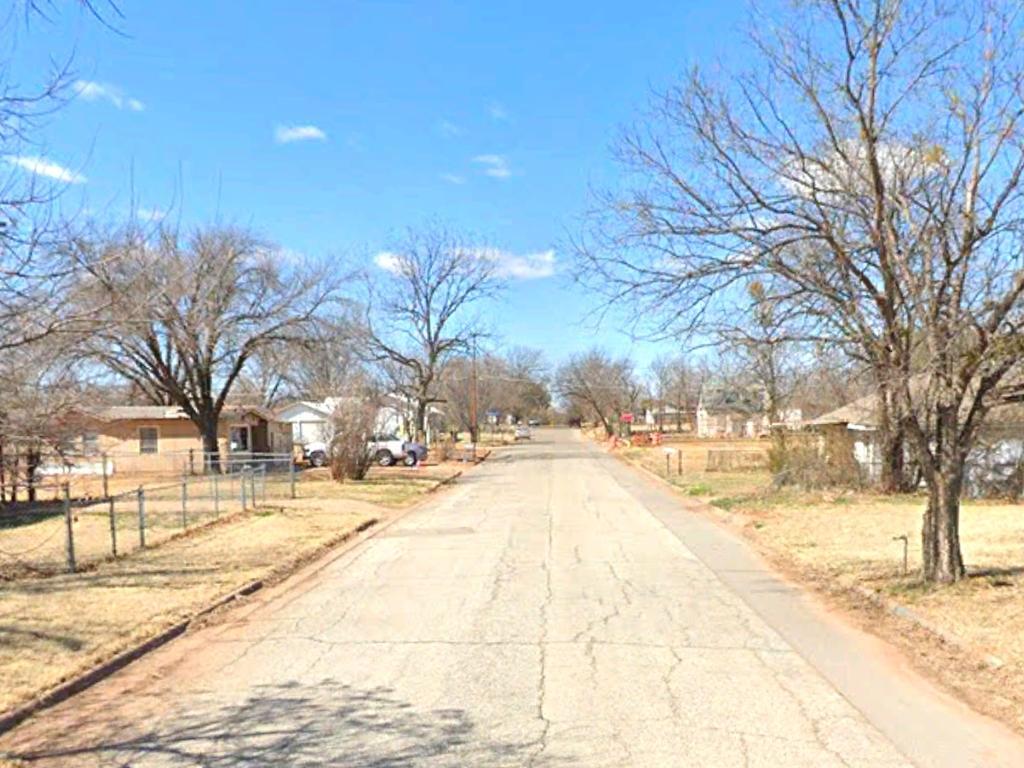 Located in the heart of Wichita Falls, this is a perfect opportunity - Image 4