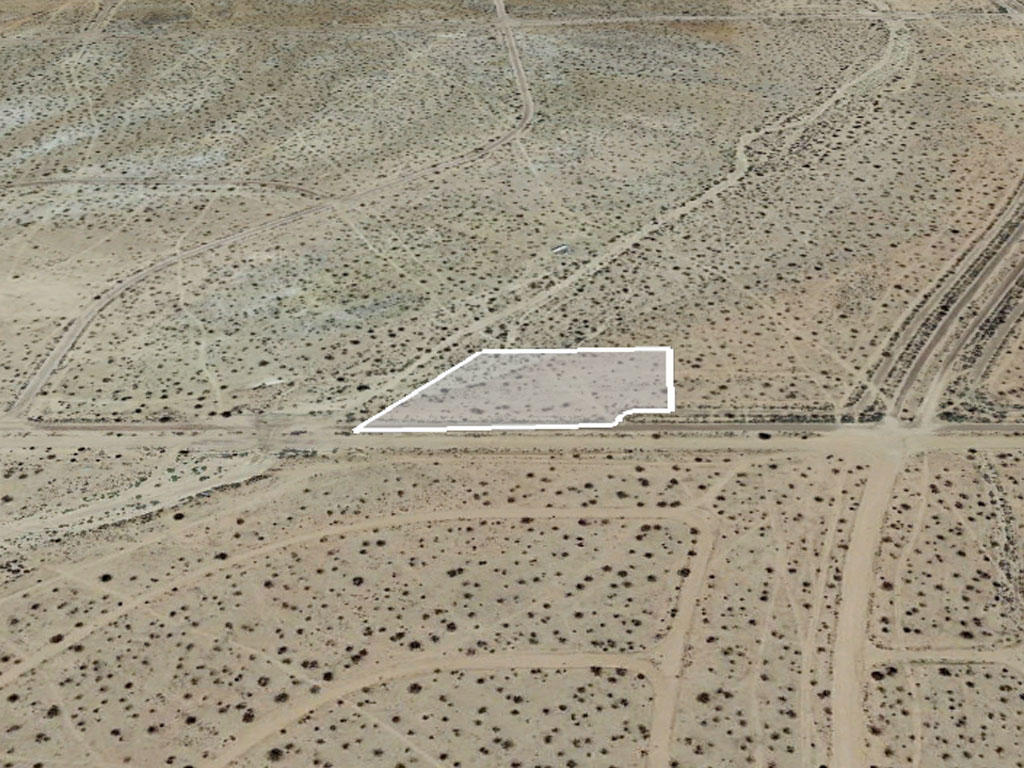 Over 2 acres of desert perfection on a corner lot - Image 2
