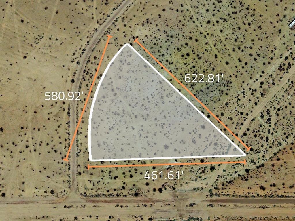 Over 3 acres of private, beautiful desert land - Image 1