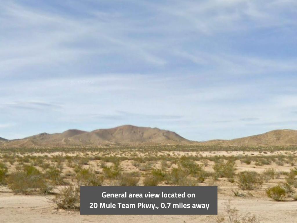 Over 3 acres of private, beautiful desert land - Image 3