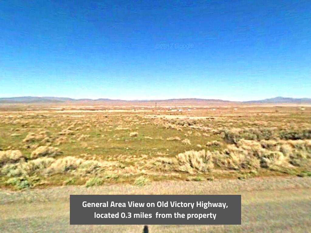 More than an acre and a half in the Humboldt River Ranch neighborhood - Image 3