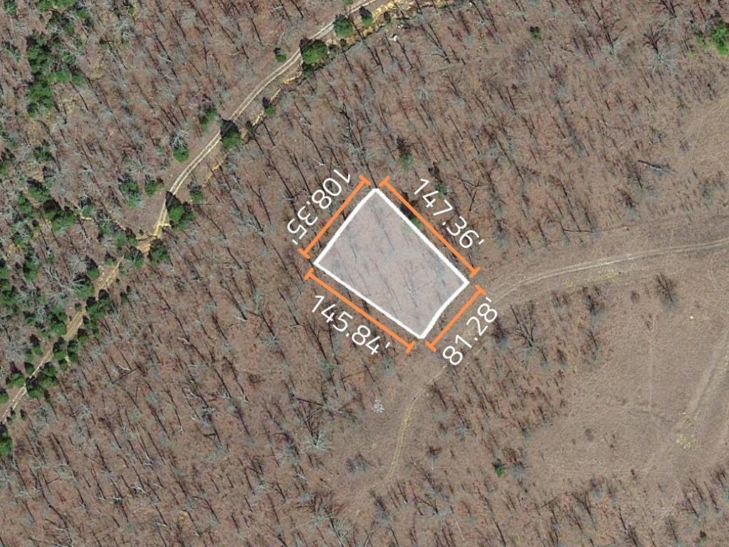 Vacation Living Near Crown Lake - Image 1