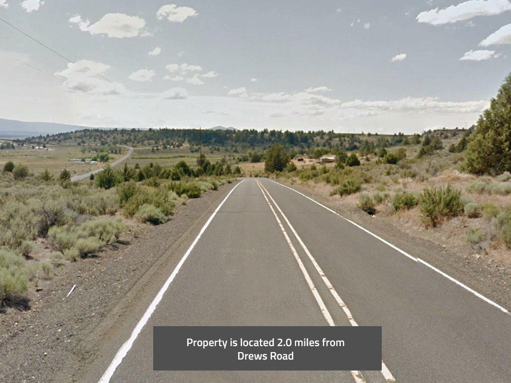 Sprawling 2 Acres in Southern Oregon - Image 4