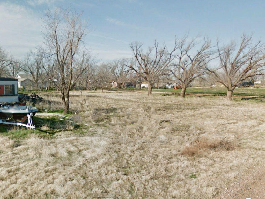 Great property in a small town just south of the Oklahoma Texas border - Image 3