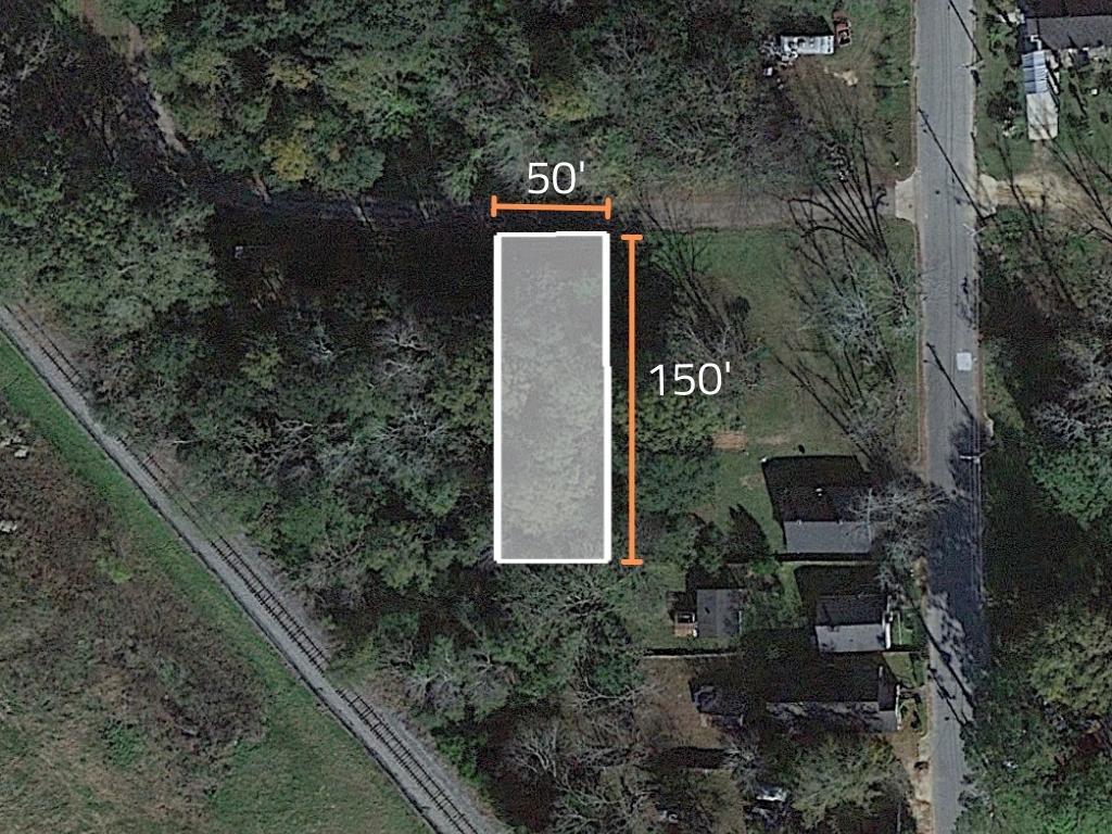 Undeveloped Residential Lot in Albany - Image 1