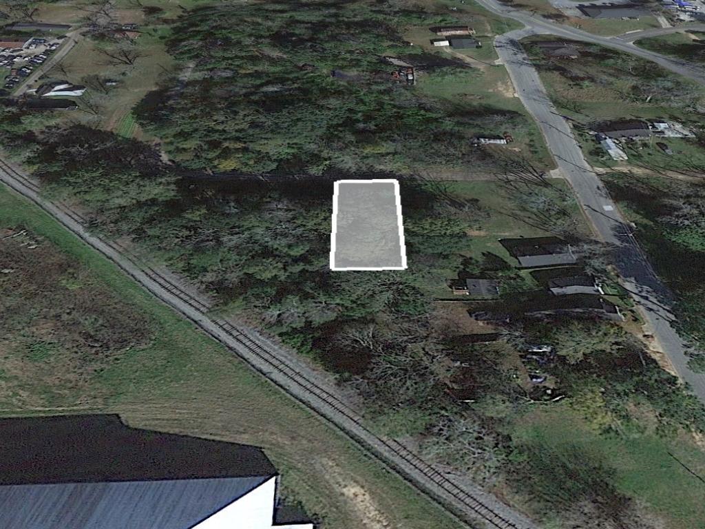 Undeveloped Residential Lot in Albany - Image 2
