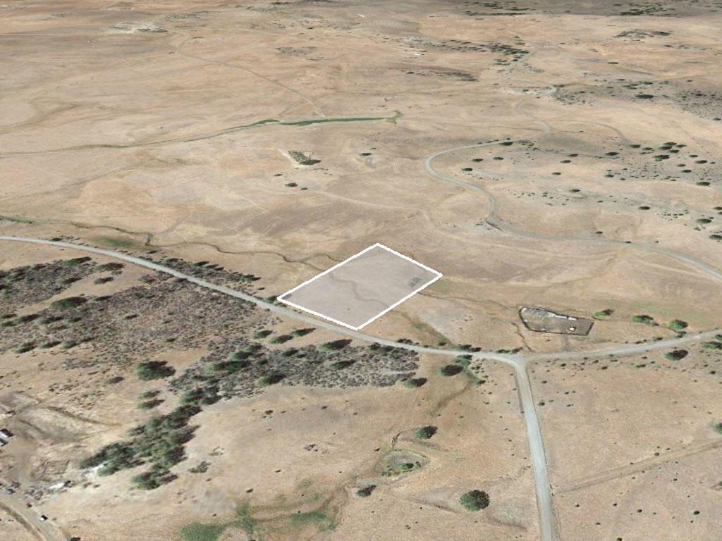 Iron Gate Estates Outdoor Oasis LandCentral