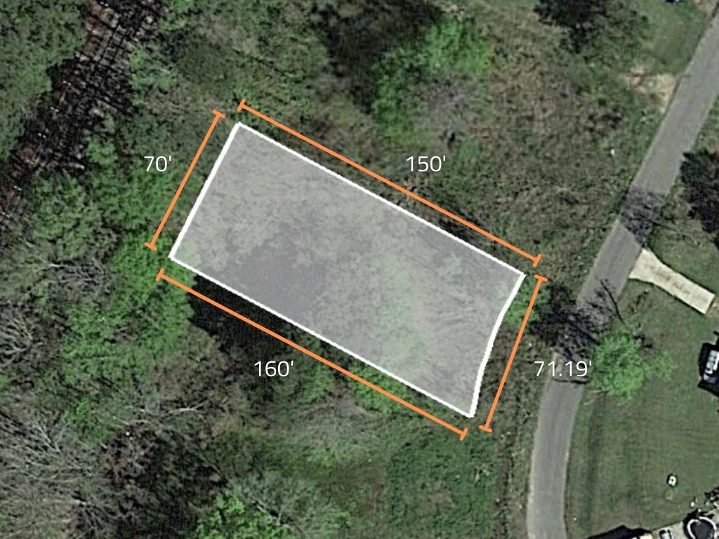 Quarter Acre Escape on the Edge of Small Louisiana Community - Image 1