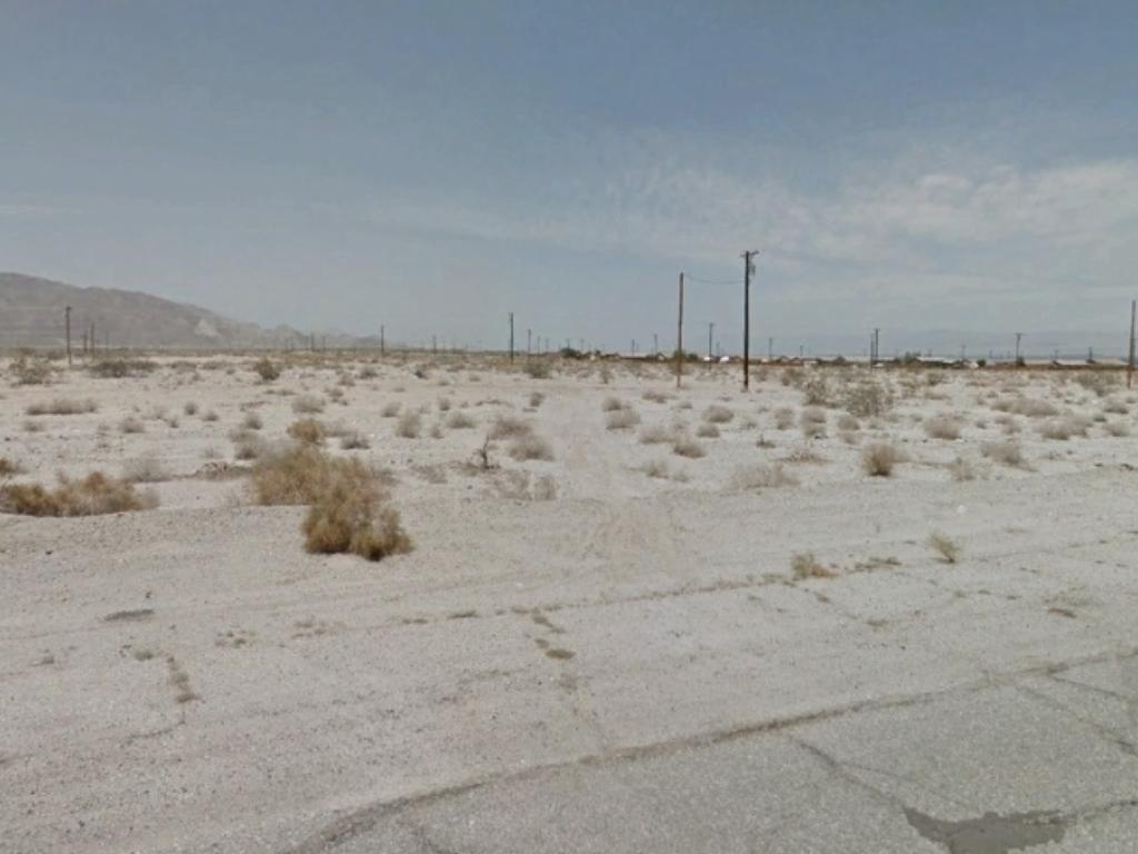 Flat lot ready to build close to the Salton Sea - Image 3