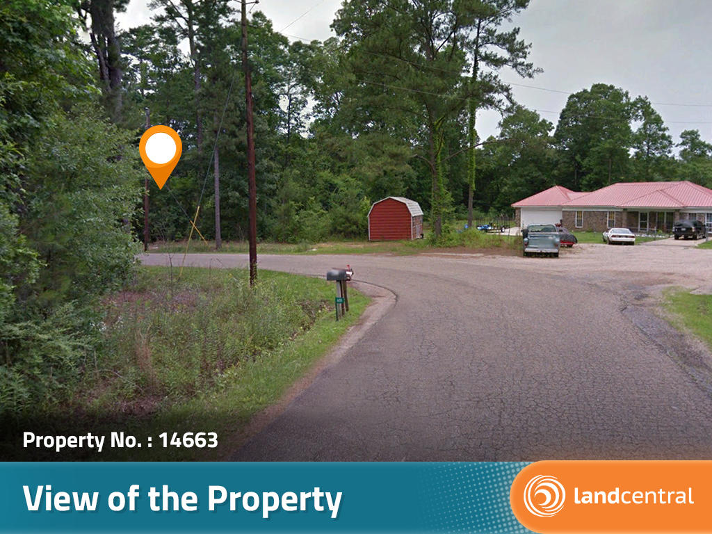 Nice sized lot in a quiet neighborhood on the edge of town - Image 5
