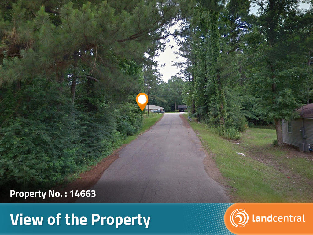 Nice sized lot in a quiet neighborhood on the edge of town - Image 6