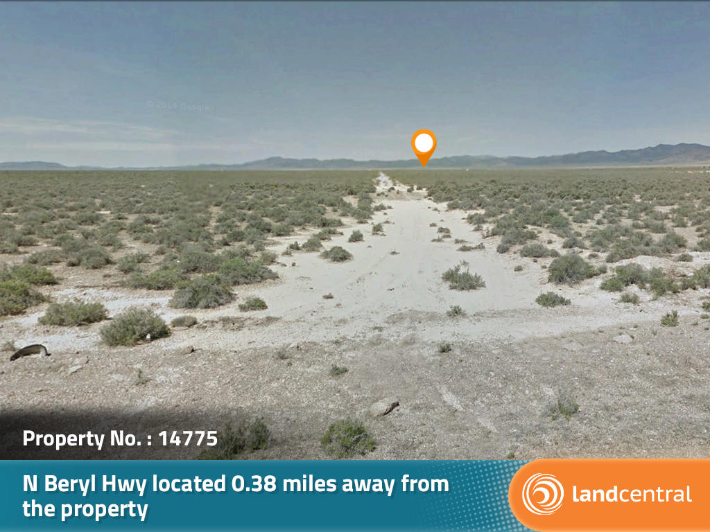 Nice sized property in the flatlands surrounded by LandCentral