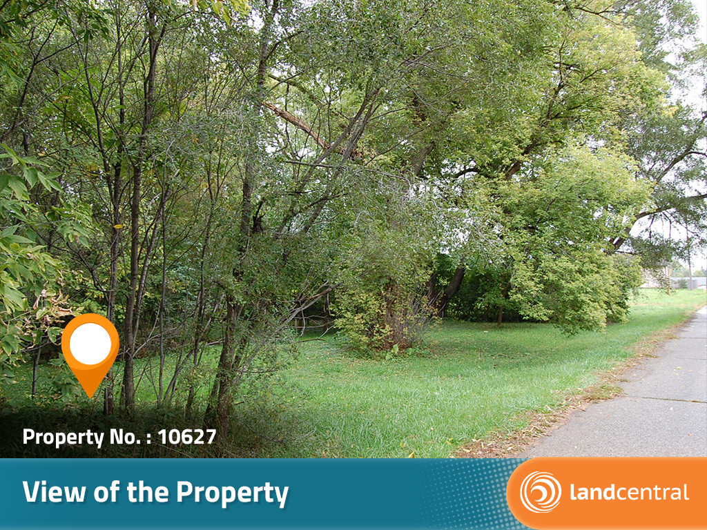 Tree filled Sanctuary in Genesee County MI LandCentral