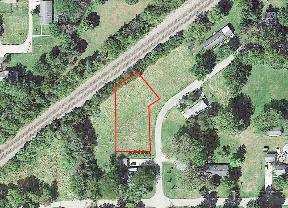 Safe Haven on Nearly Half an Acre - Image 1