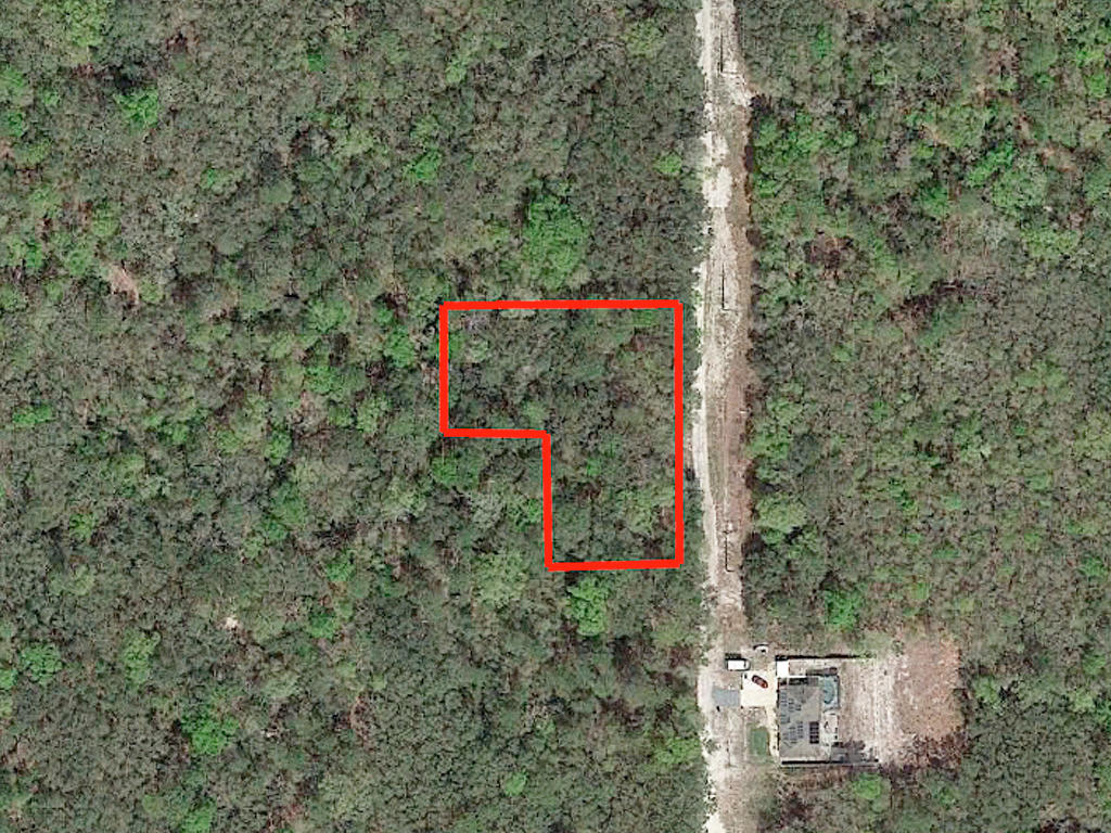 Acreage Property in Rural Area Close to Orlando LandCentral