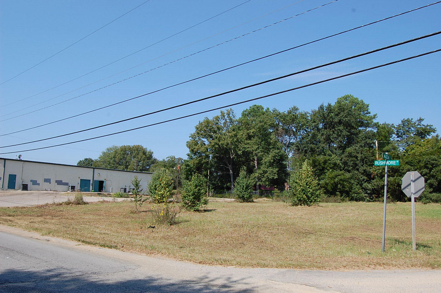 Large City Lot Zoned for Commercial and Residential Use LandCentral