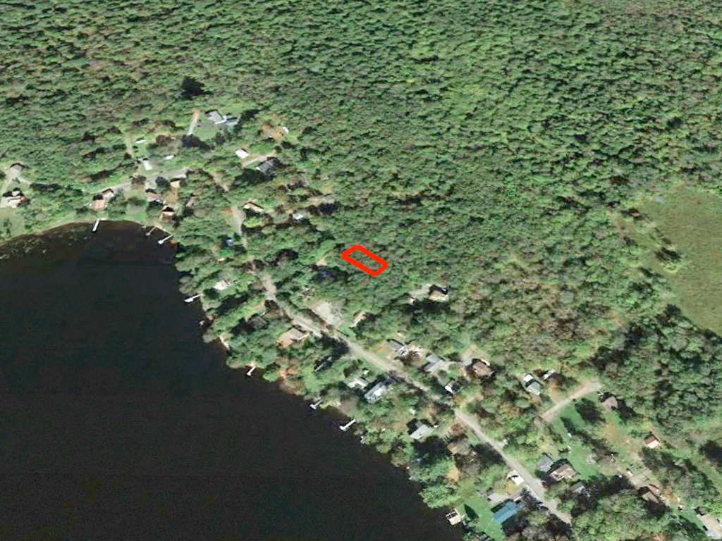 UnZoned Lot Near Lowe Lake LandCentral